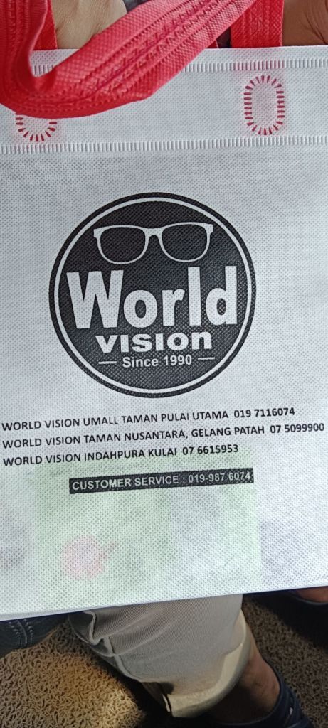 Kedai Cermin Mata World Vision Kulai
